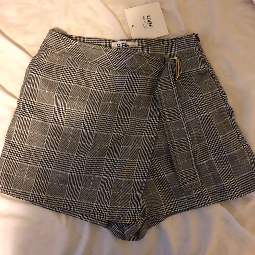 SEEK the label skort